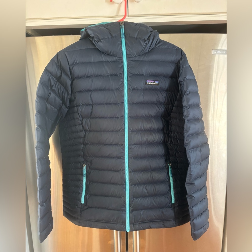 Patagonia Women's Navy Down Sweater Hoody - Puffer Jacket size XL
